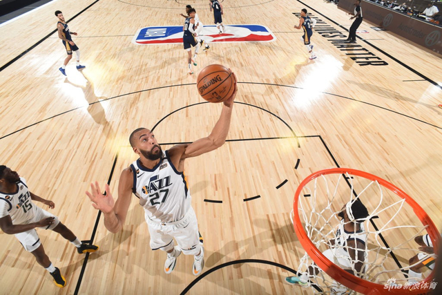 他在四号洞 他在四号洞