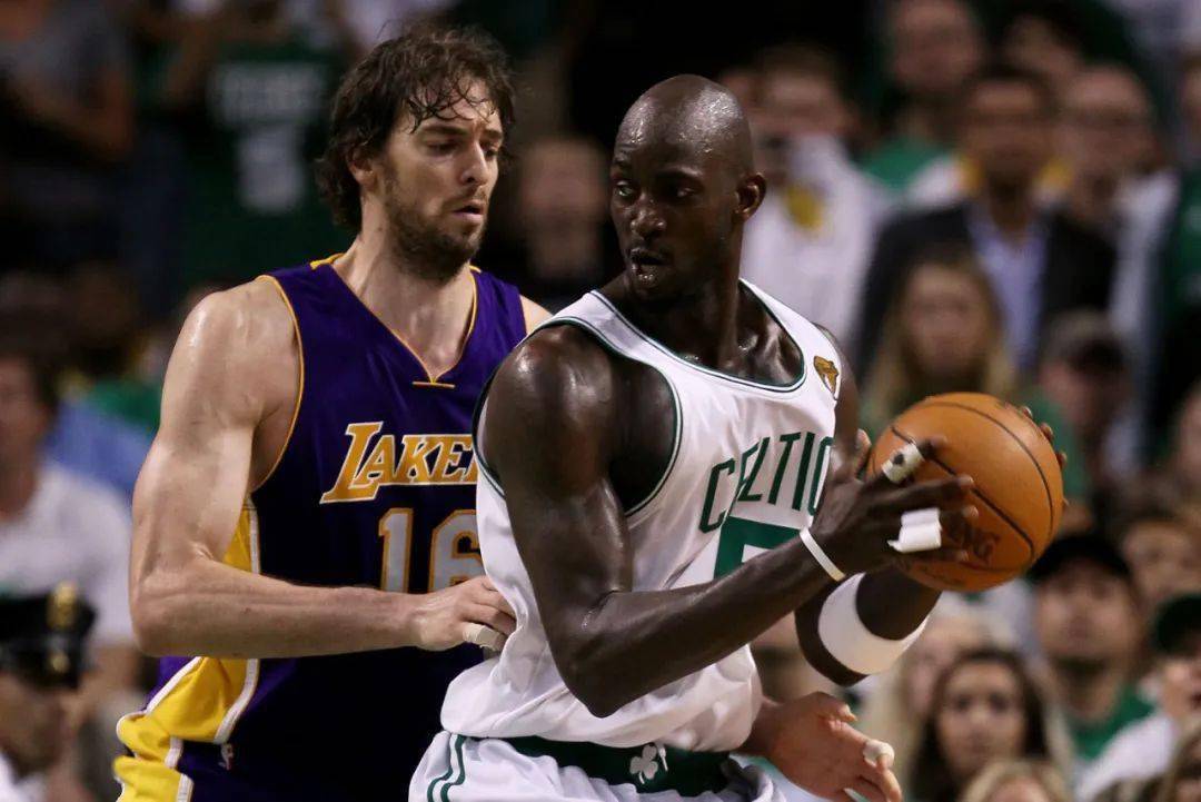 乌兹别克斯 乌兹别克斯