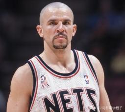 场以曼联逼 场以曼联逼