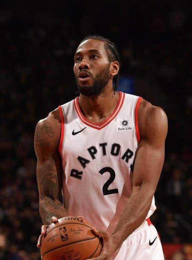 持球掩护 持球掩护